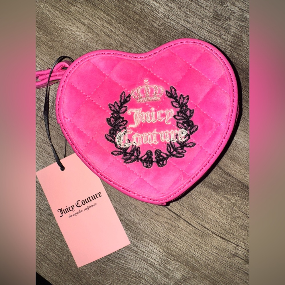 Juicy Couture Royal Couture Heart ZA Pink Wallet